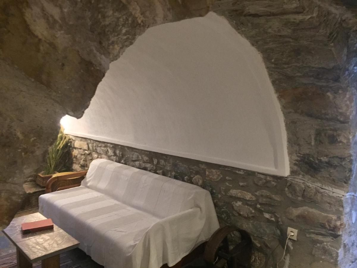 Lagadi 1860 Guest House Trakhila ภายนอก รูปภาพ